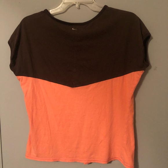 Vintage NIKE shirt - Picture 2 of 2